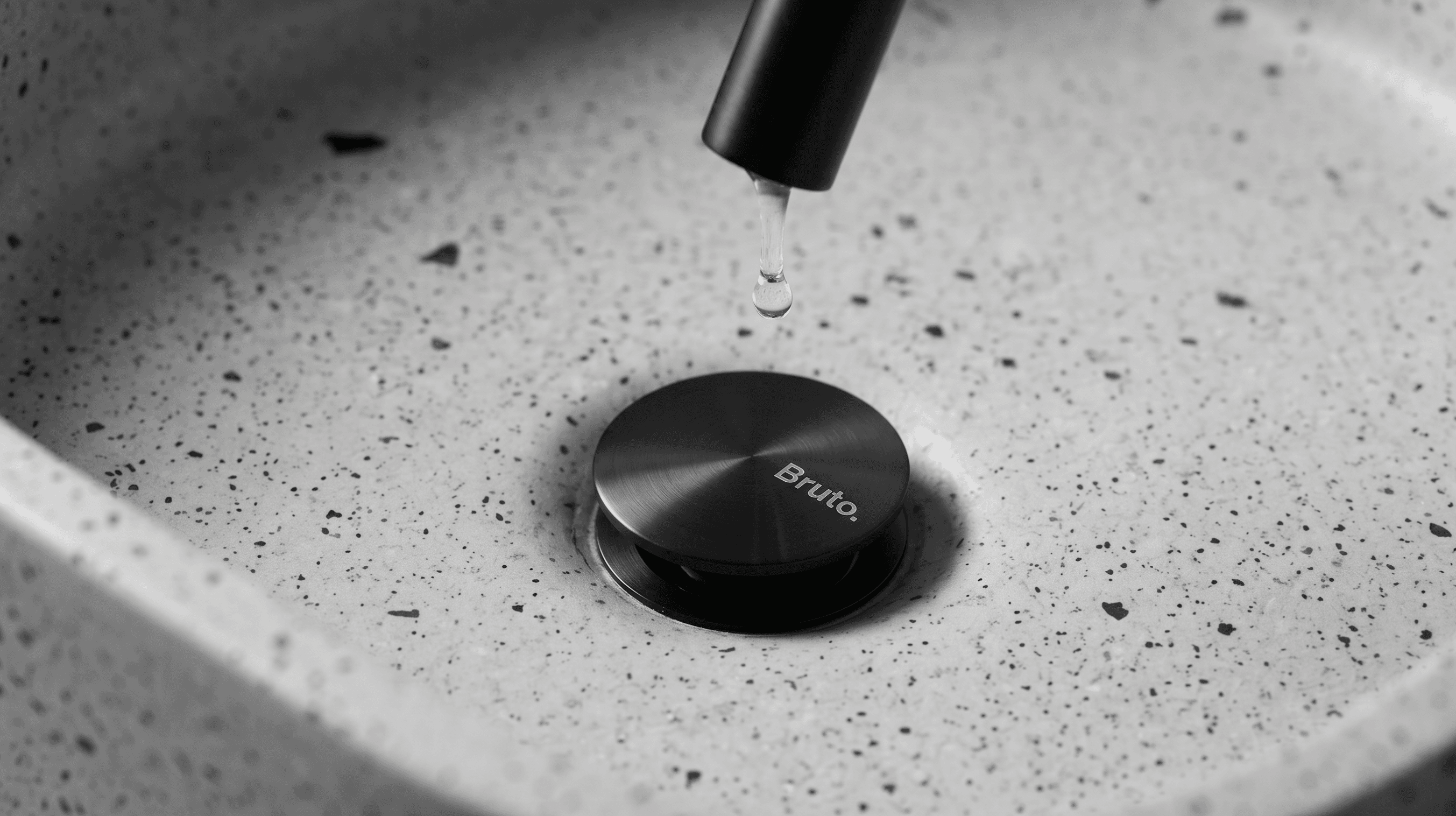 sink black accessories